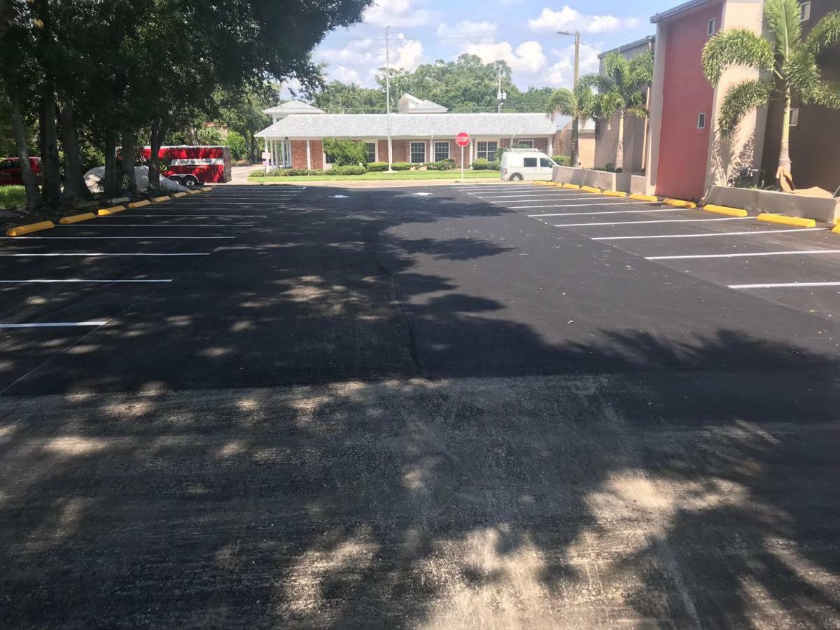 Tropical Inn & Suites, Downtown クリアウォーター エクステリア 写真
